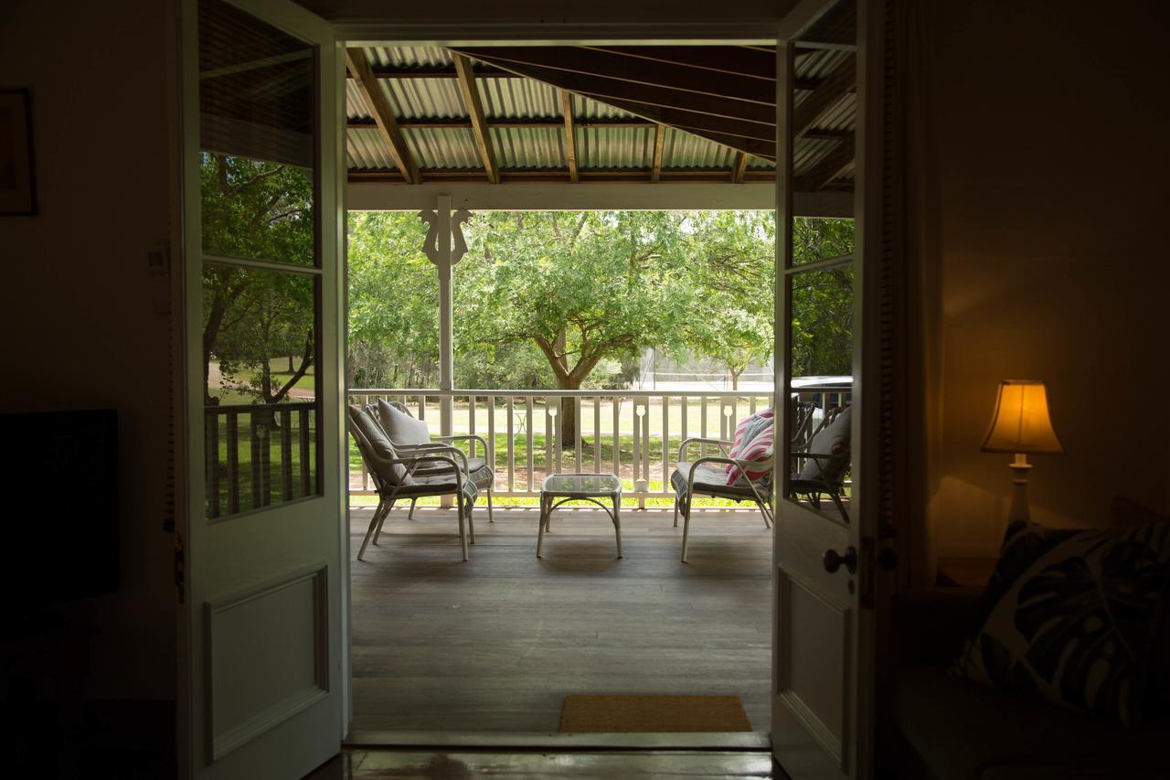 The Carriages Boutique Hotel And Vineyard Pokolbin Esterno foto