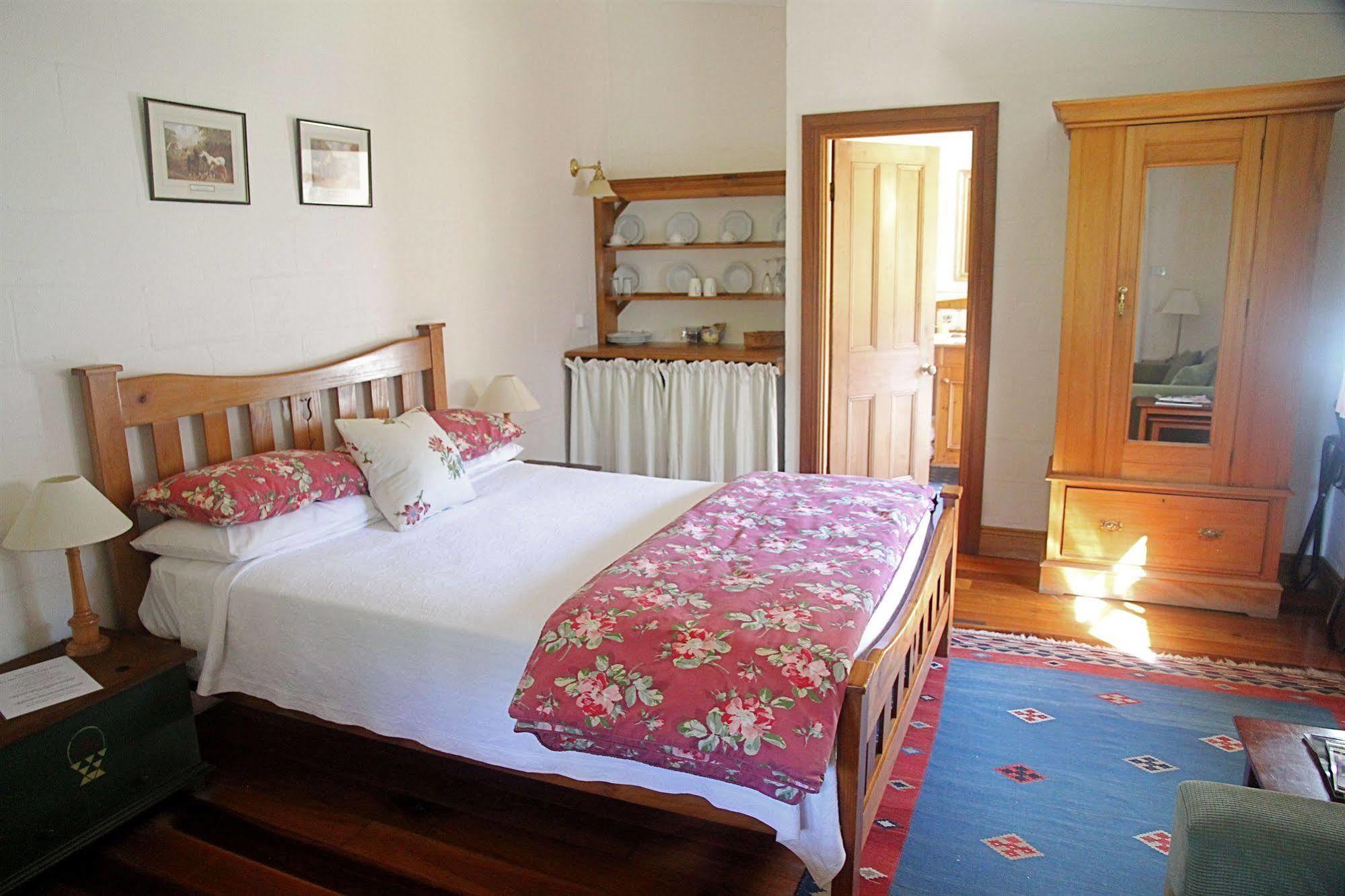 The Carriages Boutique Hotel And Vineyard Pokolbin Esterno foto