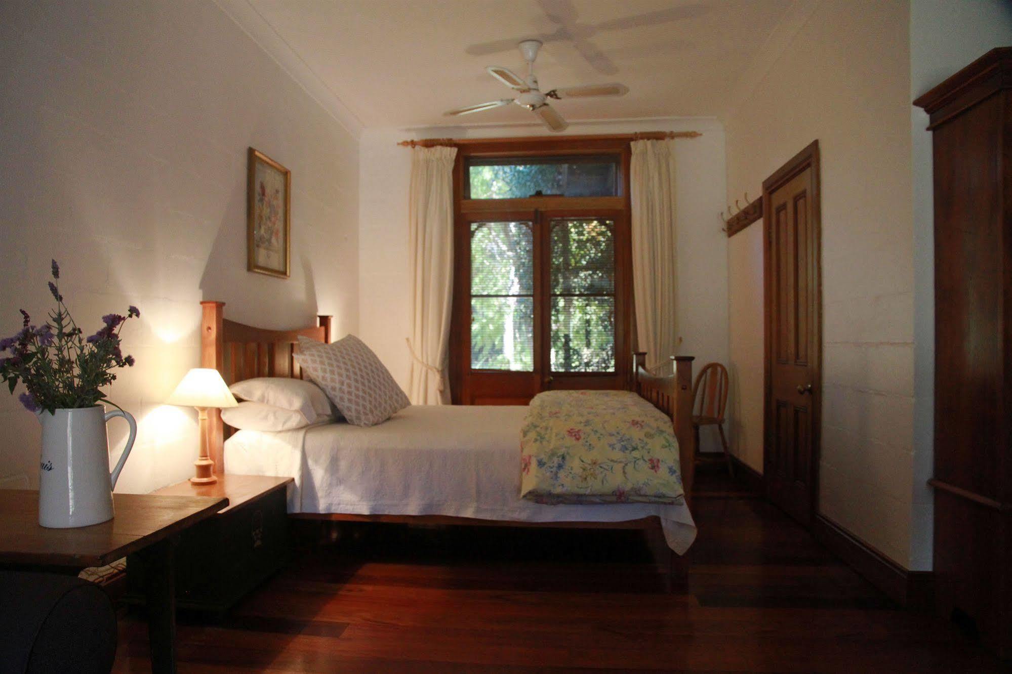 The Carriages Boutique Hotel And Vineyard Pokolbin Esterno foto