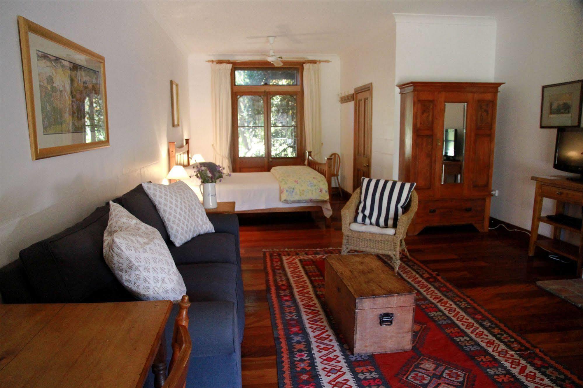 The Carriages Boutique Hotel And Vineyard Pokolbin Esterno foto